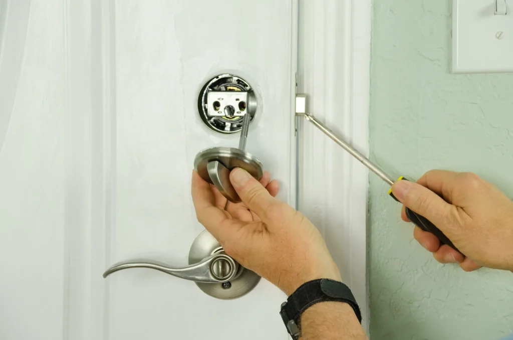How much does a locksmith cost in Springfield, MO?